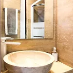Lux&2jacuzzi. New! Golden Mile Americas, Parque Santiago 2. Pool Heated Sea Water 2 Bdr Playa de las Américas