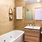 Apartman Lux&2jacuzzi. New! Golden Mile Americas, Parque Santiago 2. Pool Heated Sea Water 2 Bdr