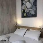 Apartman Lux&2jacuzzi. New! Golden Mile Americas, Parque Santiago 2. Pool Heated Sea Water 2 Bdr