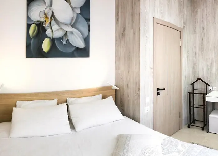 Apartment Lux&2jacuzzi. New! Golden Mile Americas, Parque Santiago 2. Pool Heated Sea Water 2 Bdr Playa de las Americas (Tenerife)