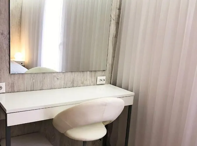 Apartment Lux&2jacuzzi. New! Golden Mile Americas, Parque Santiago 2. Pool Heated Sea Water 2 Bdr