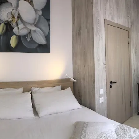 Lux&2jacuzzi. New! Golden Mile Americas, Parque Santiago 2. Pool Heated Sea Water 2 Bdr * Playa de las Américas