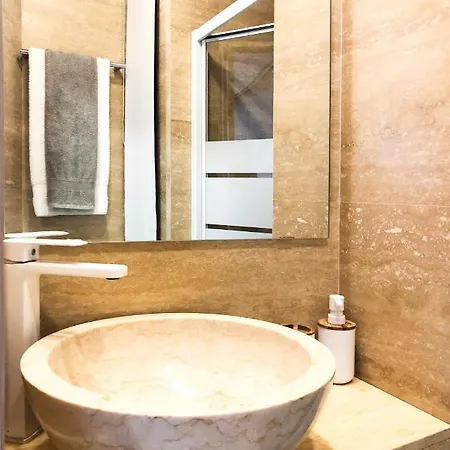 Lux&2jacuzzi. New! Golden Mile Americas, Parque Santiago 2. Pool Heated Sea Water 2 Bdr Playa de las Americas (Tenerife)